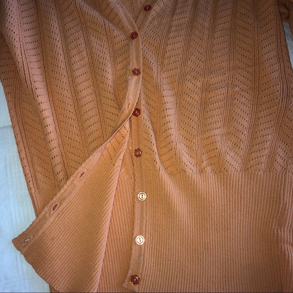 Elegant vintage light orange 🍊 cardigan🤩 - Picture 2 of 8
